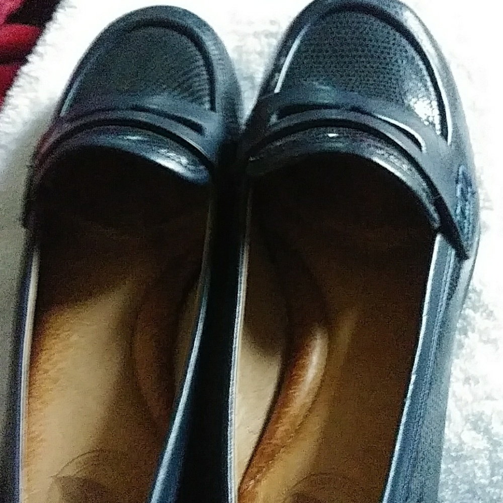 Navy blue Flats